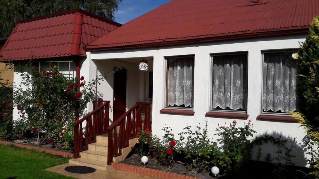 Domek Letniskowy U Basi Vila Rowy  Exterior foto